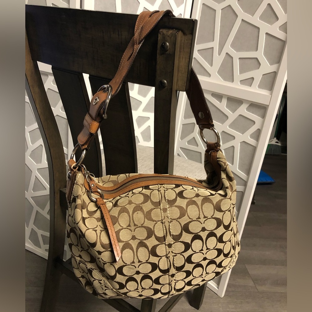 Coach Signature Soho Bag (Beige)